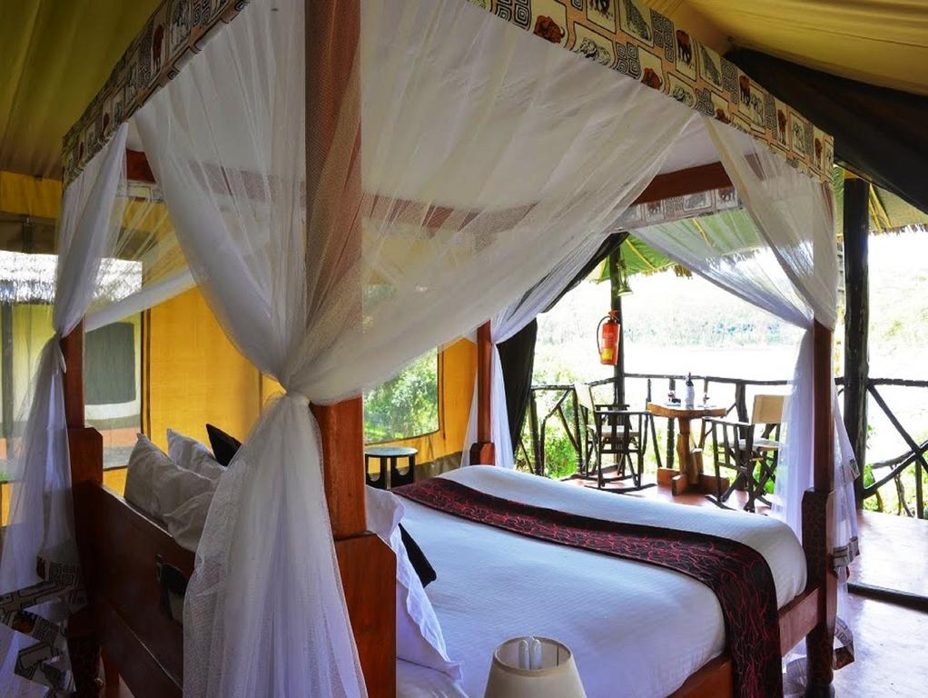 Crater Tented Camp And Game Sanctuary * Naivasha