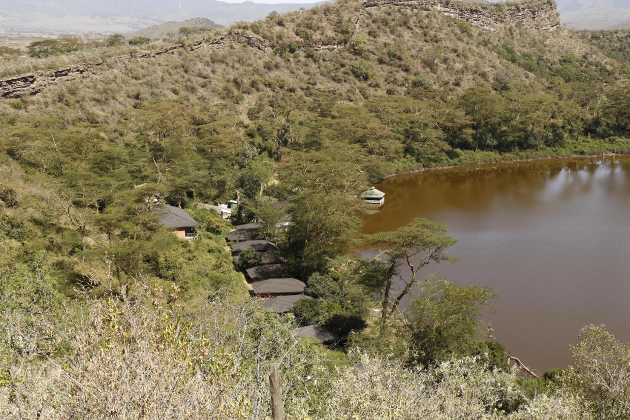 Crater Tented Camp And Game Sanctuary Luxury tent *